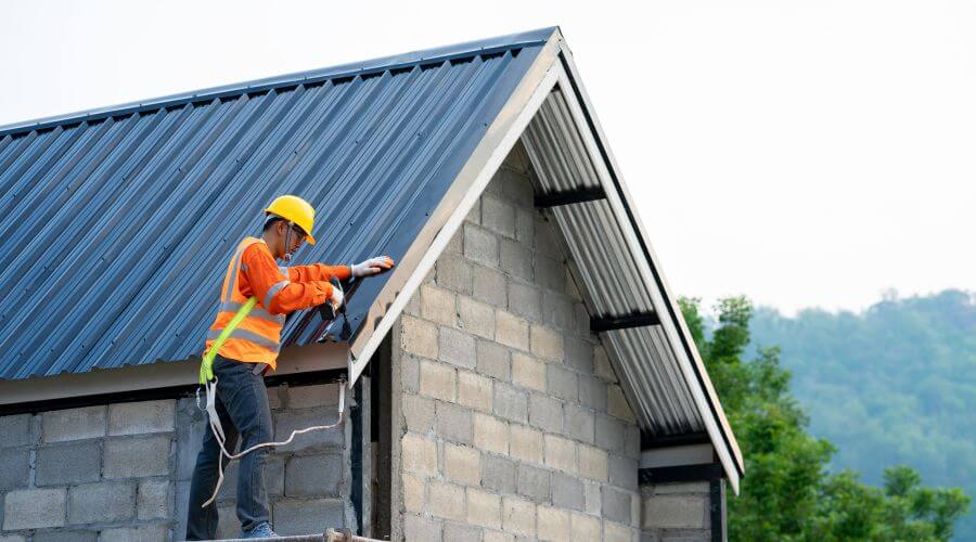 Expert new roof installation services in Chapmansboro, TN